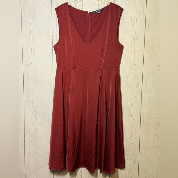 Modcloth Maroon Red Fit & Flare V Neck Stretch Party Cocktail Dress Size 14 - Picture 1 of 3